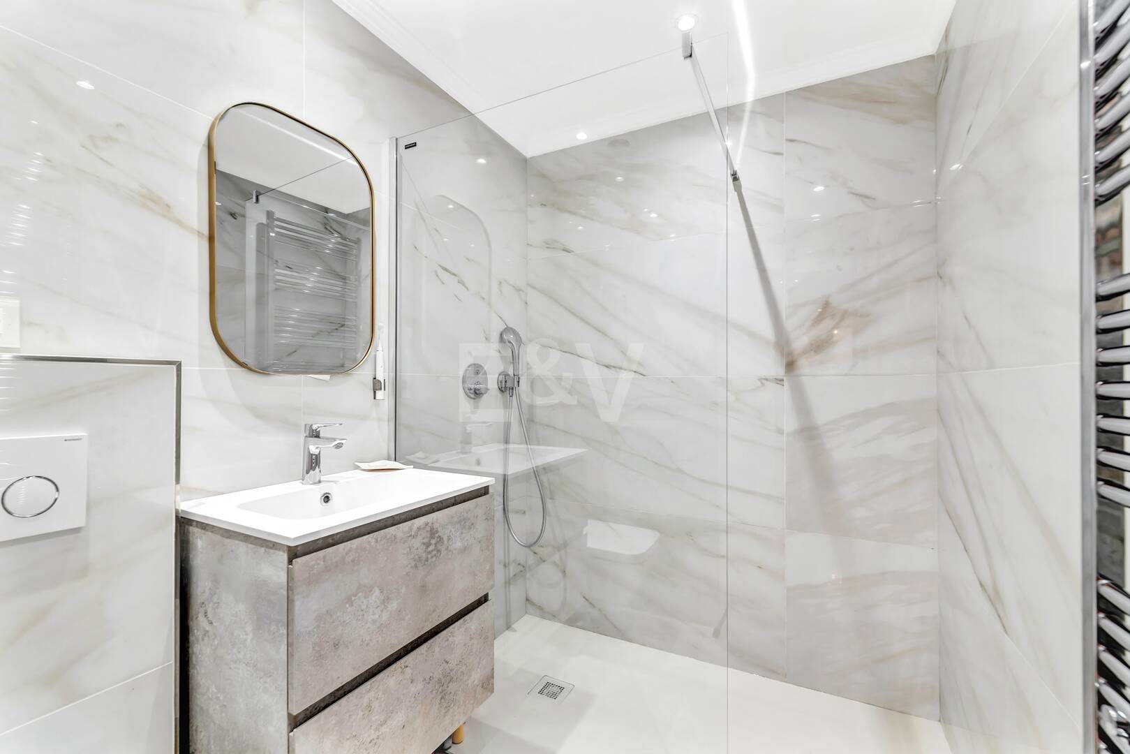 Élégant Rocio de Nagüeles Villa avec technologie solaire, puits privé & finitions premium