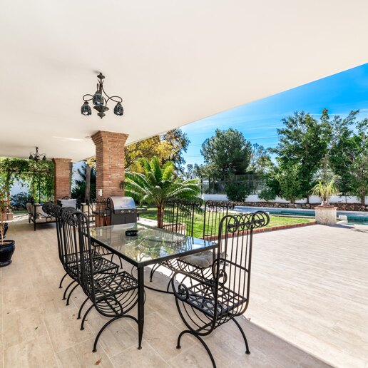 Elegant Mediterranean Style Villa with Sustainable Features in Nagüeles