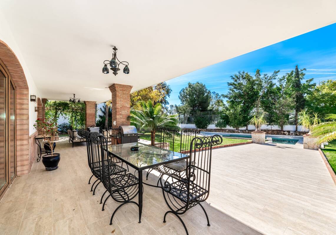 Elegante, nachhaltige Villa in mediterranen Stil in Nagüeles