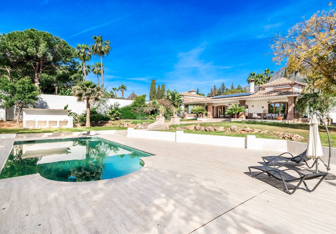 Elegante, nachhaltige Villa in mediterranen Stil in Nagüeles