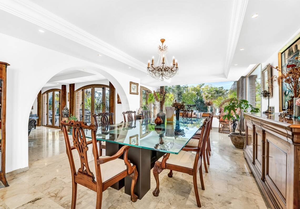 Elegante, nachhaltige Villa in mediterranen Stil in Nagüeles