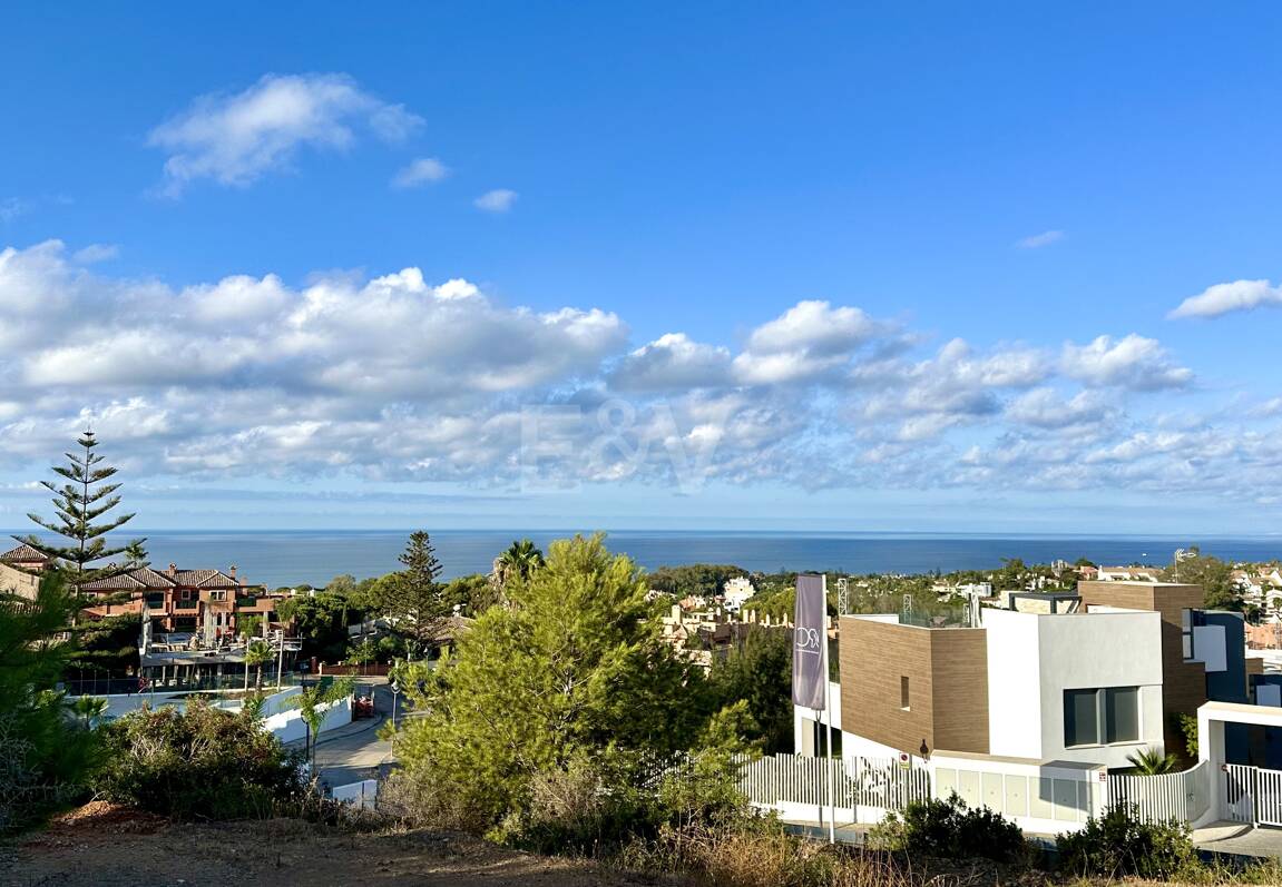 Exklusiv Duplex Retreat i Cabopino Prime Location nära Golf