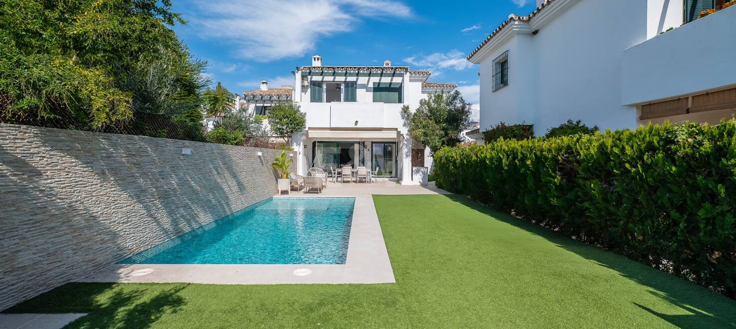 A Modern, One-of-a-Kind Townhouse on San Pedro Beach