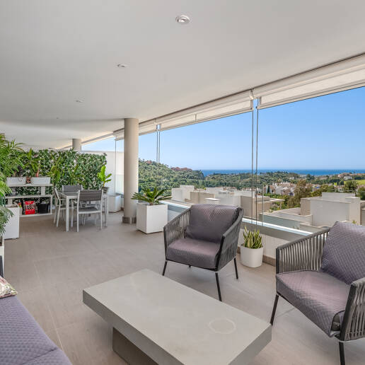 Moderno apartamento de 3 dormitorios con vistas al mar en Botanic, Benahavís!