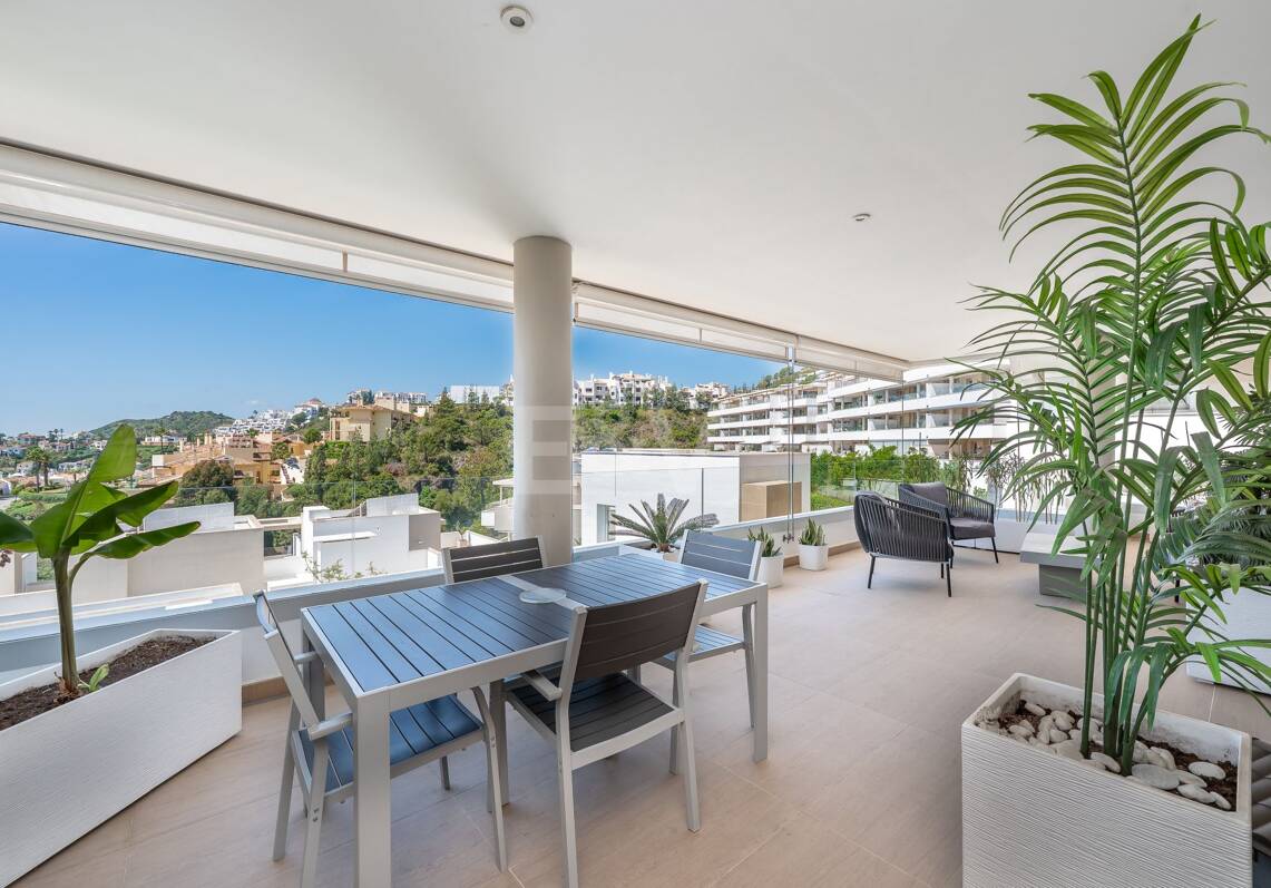 Appartement moderne de 3 chambres avec vue sur la mer à Botanic, Benahavís!