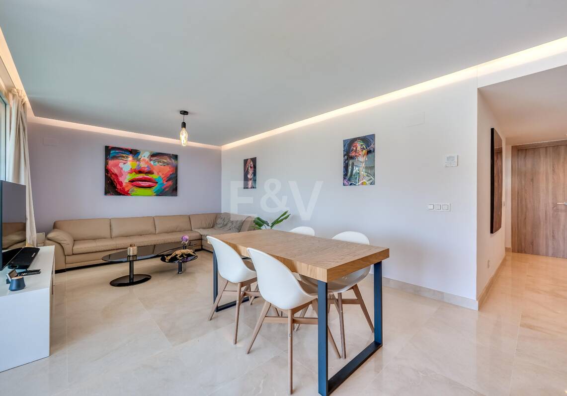 Appartement moderne de 3 chambres avec vue sur la mer à Botanic, Benahavís!