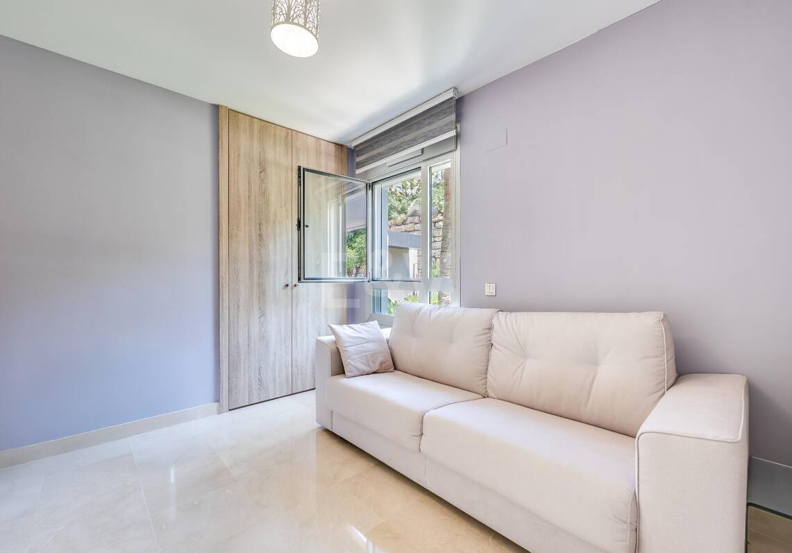 Appartement moderne de 3 chambres avec vue sur la mer à Botanic, Benahavís!