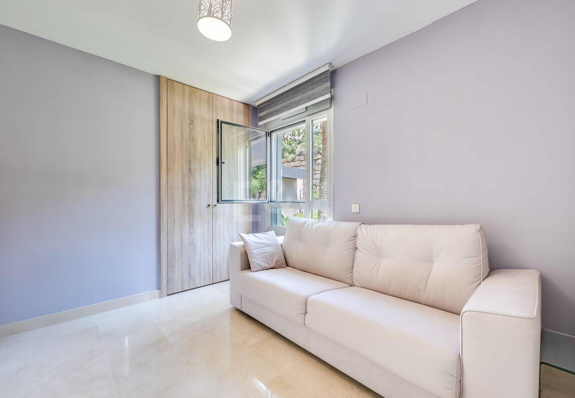 Modern 3 Bedroom Apartment with Sea Views in Botanic, Benahavís!