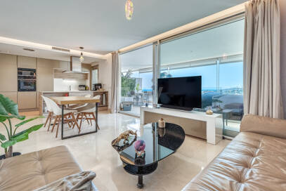 Modern 3 Bedroom Apartment with Sea Views in Botanic, Benahavís!