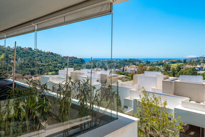 Modern 3 Bedroom Apartment with Sea Views in Botanic, Benahavís!