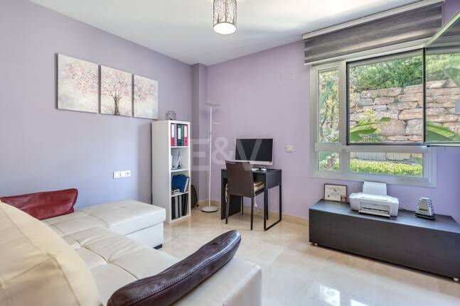 Modern 3 Bedroom Apartment with Sea Views in Botanic, Benahavís!