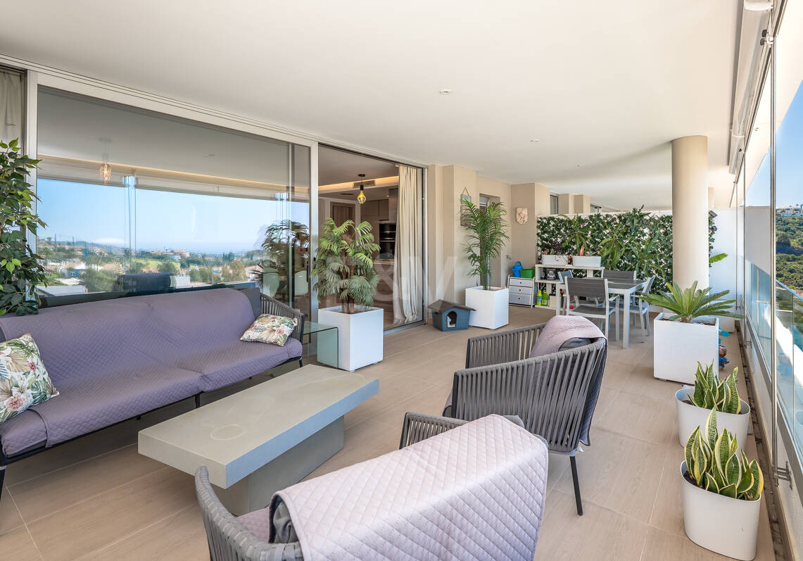 Appartement moderne de 3 chambres avec vue sur la mer à Botanic, Benahavís!