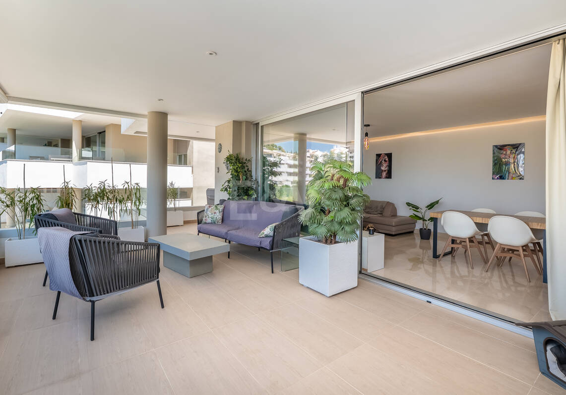 Appartement moderne de 3 chambres avec vue sur la mer à Botanic, Benahavís!