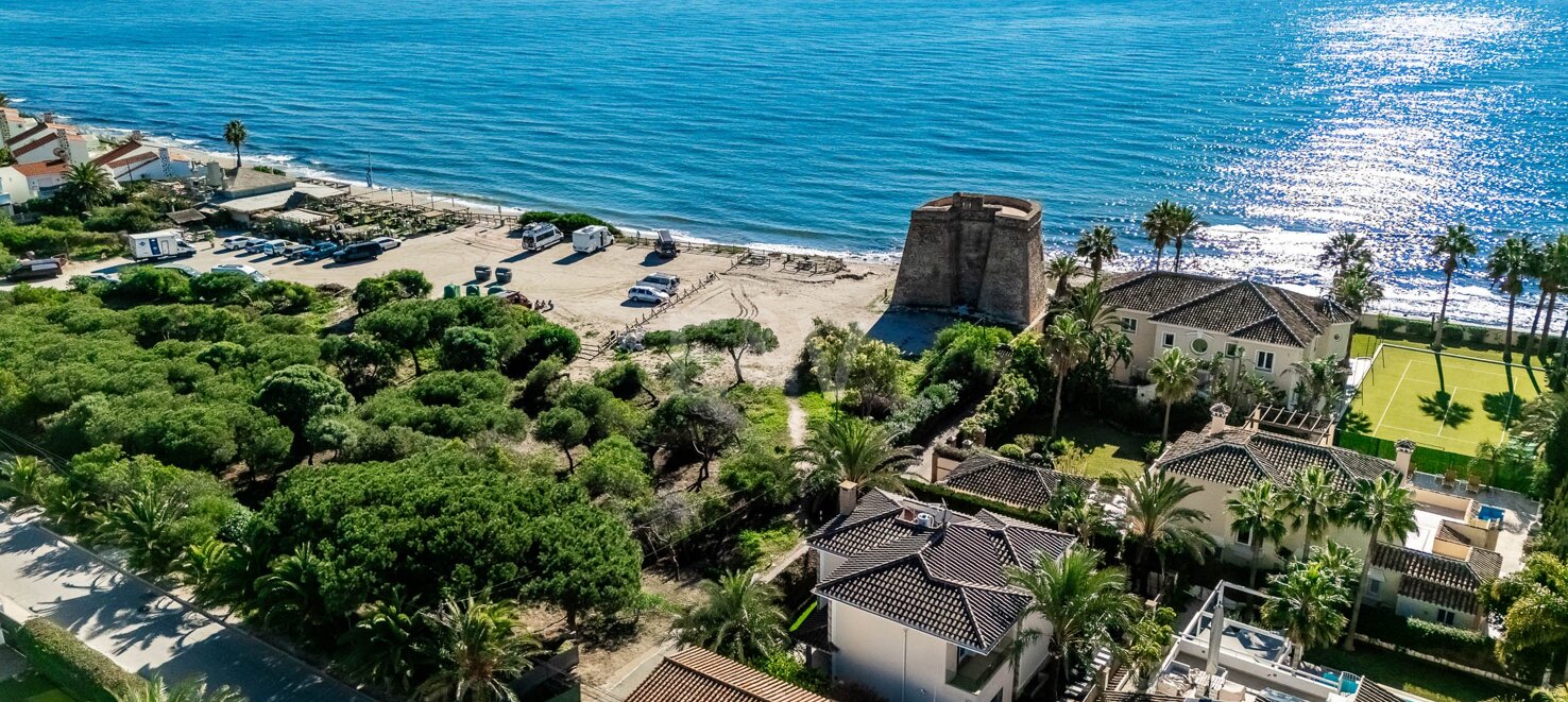 Ihr Traumort in Marbesa: Ein Familienhaus am Strand