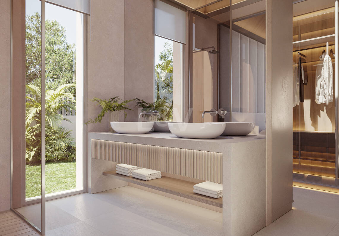 Contemporary Elegant Villa in Las Brisas