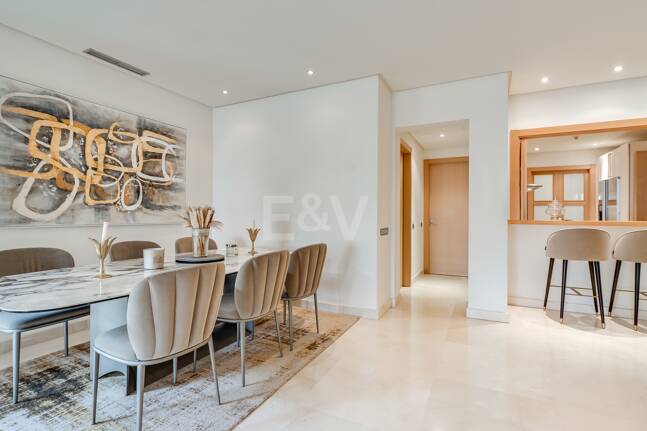 Sophisticated Garden Apartment in the Exclusive Mansion Club Community