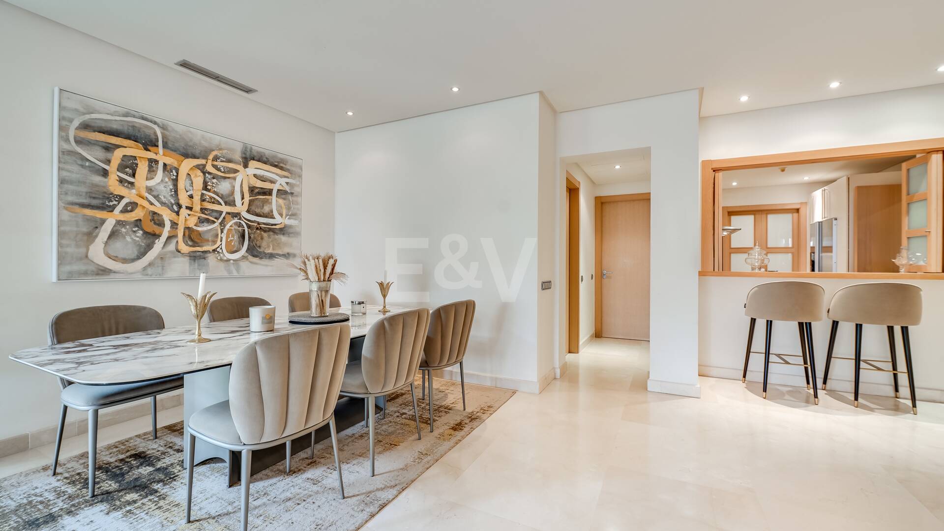 Sophisticated Garden Apartment in the Exclusive Mansion Club Community