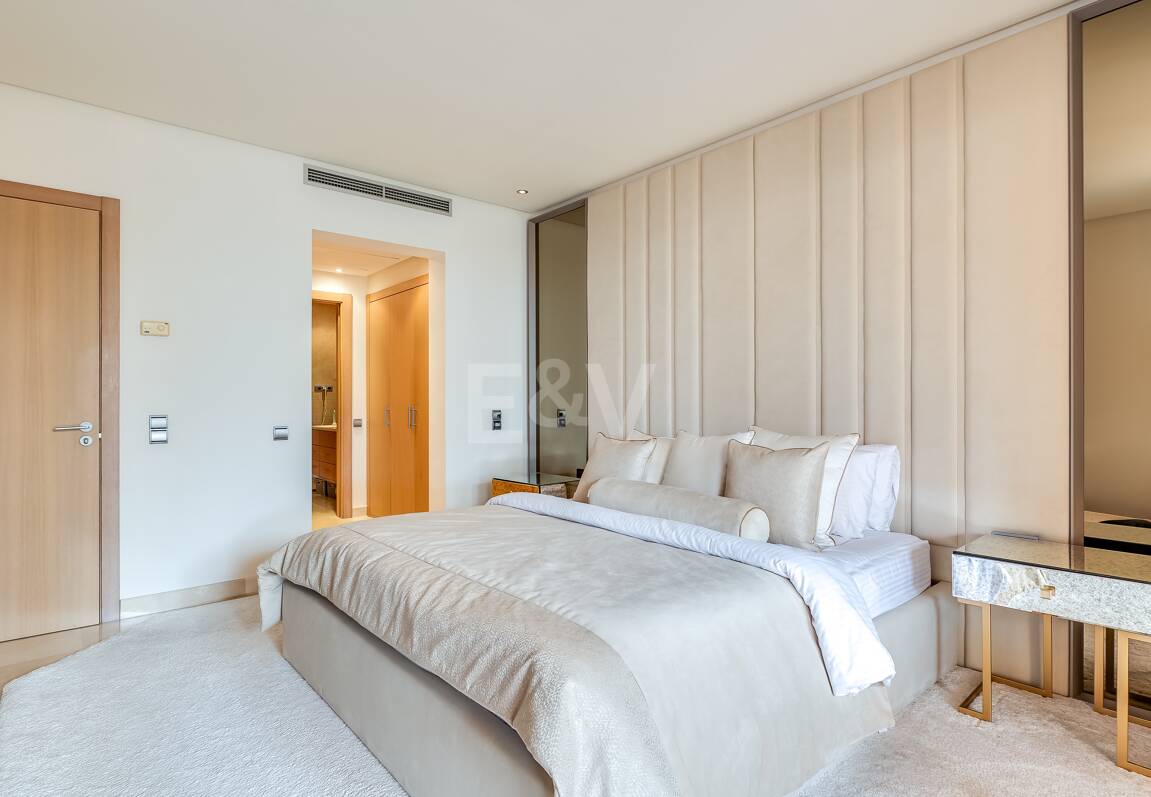 Sophisticated Garden Apartment in the Exclusive Mansion Club Community