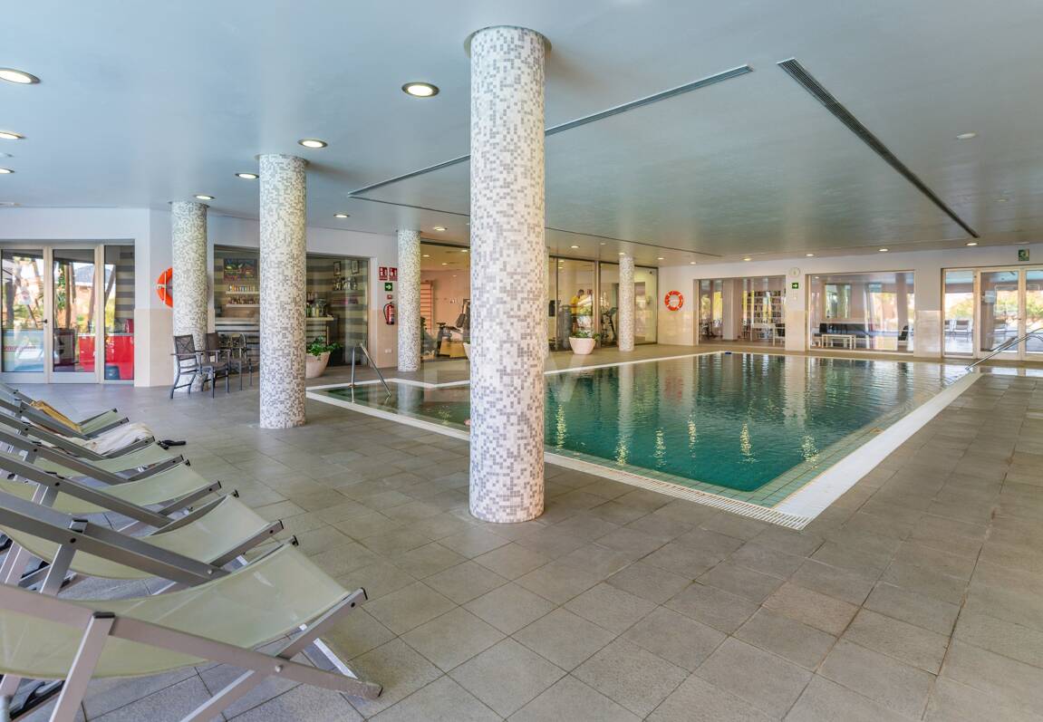 Sophisticated Garden Apartment in the Exclusive Mansion Club Community