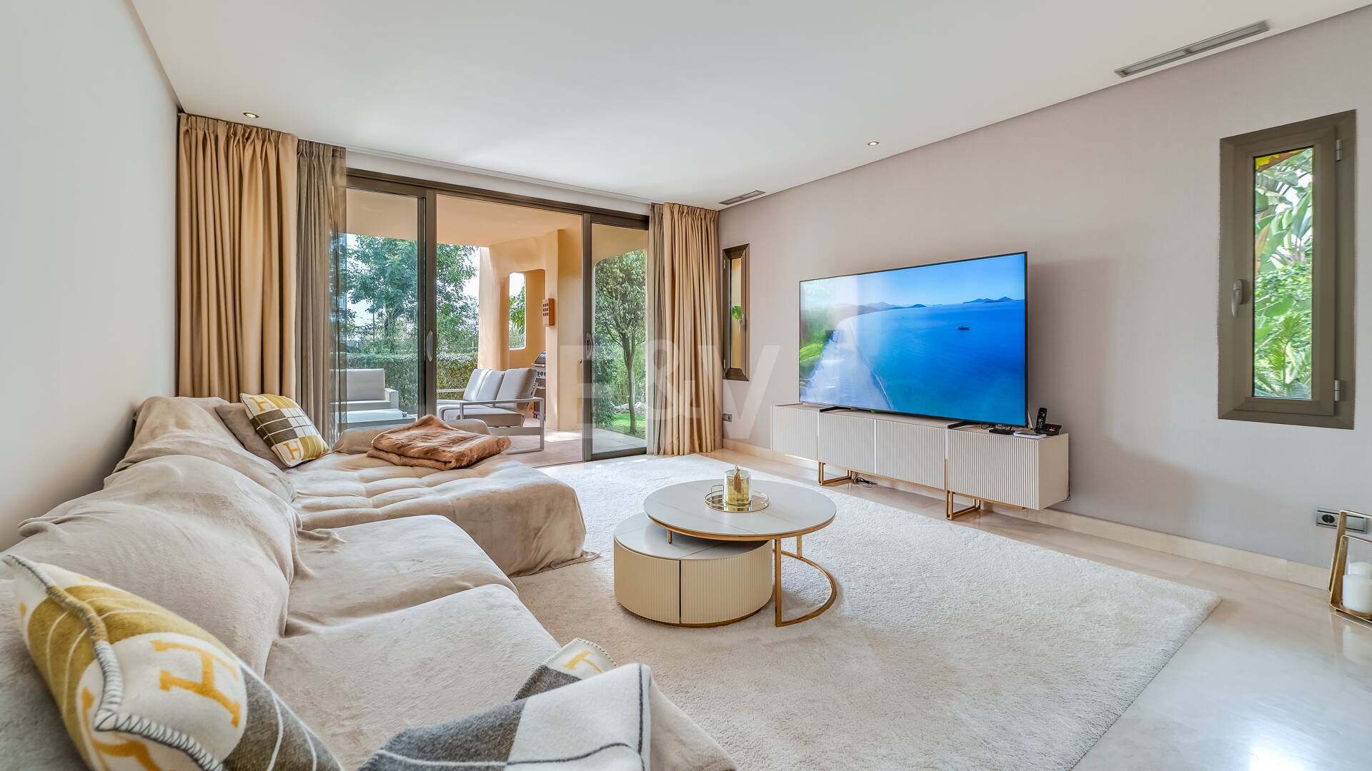 Sophisticated Garden Apartment in the Exclusive Mansion Club Community