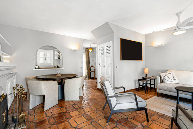 Charmantes Stadthaus mit Andalusischer Eleganz