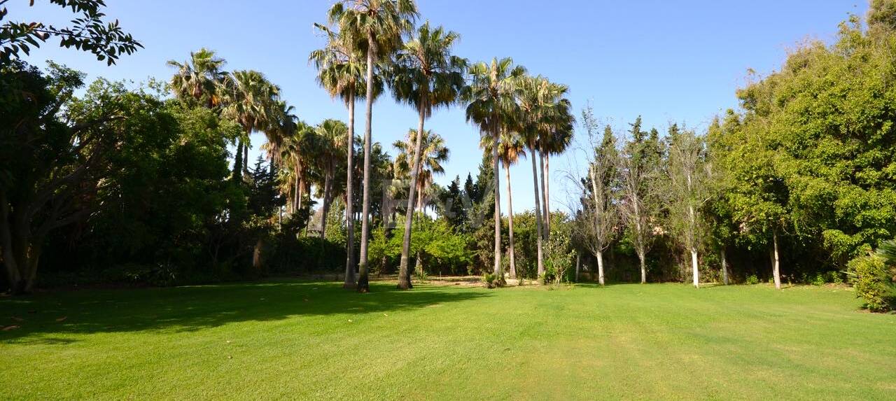 Exceptionell samtida nybyggd Villa bara några steg från stranden i Guadalmina Baja