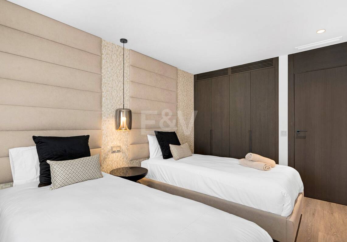 Modernes und weitläufiges Apartment in Puerto Banús