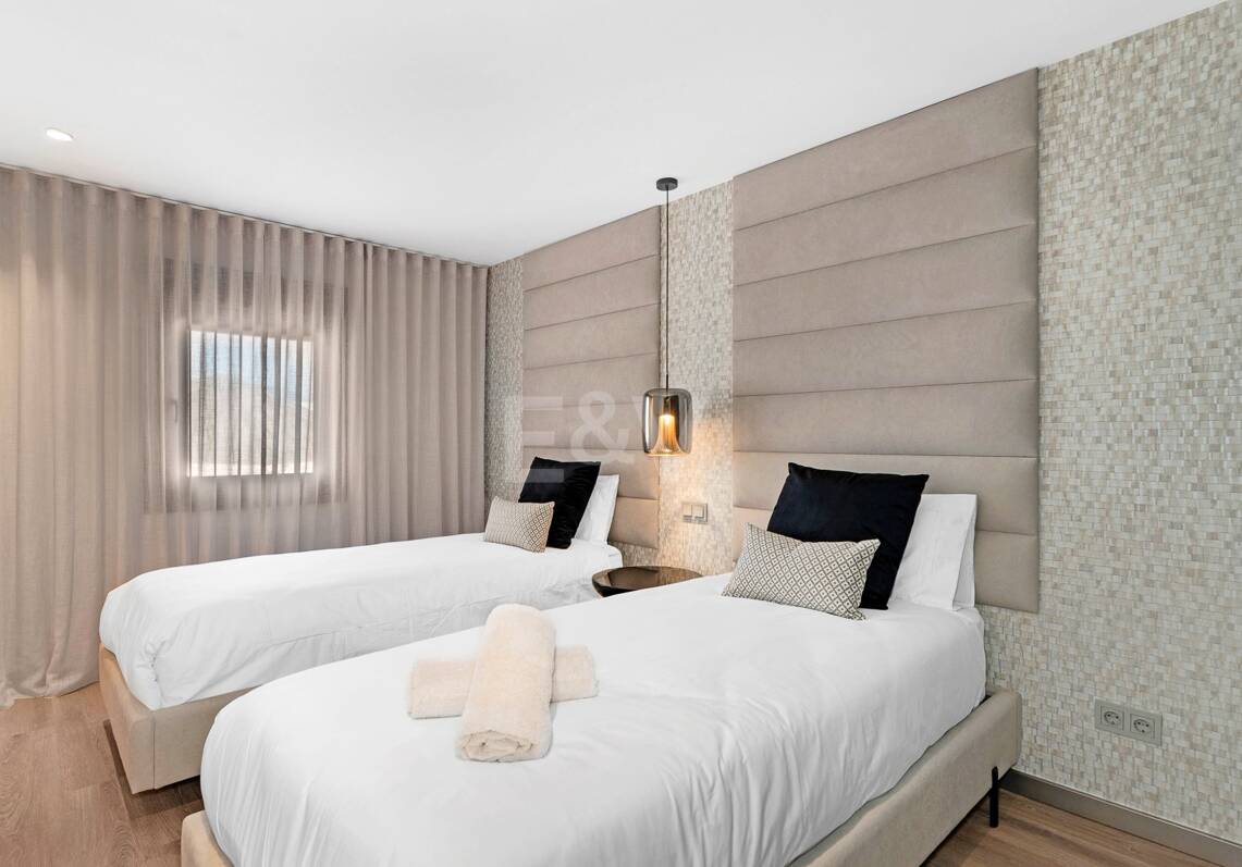 Modernes und weitläufiges Apartment in Puerto Banús