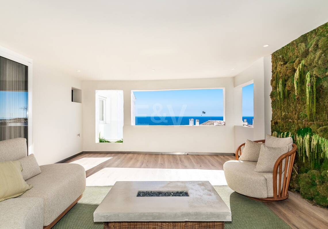 Modernes und weitläufiges Apartment in Puerto Banús