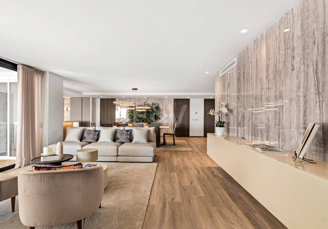 Modernes und weitläufiges Apartment in Puerto Banús