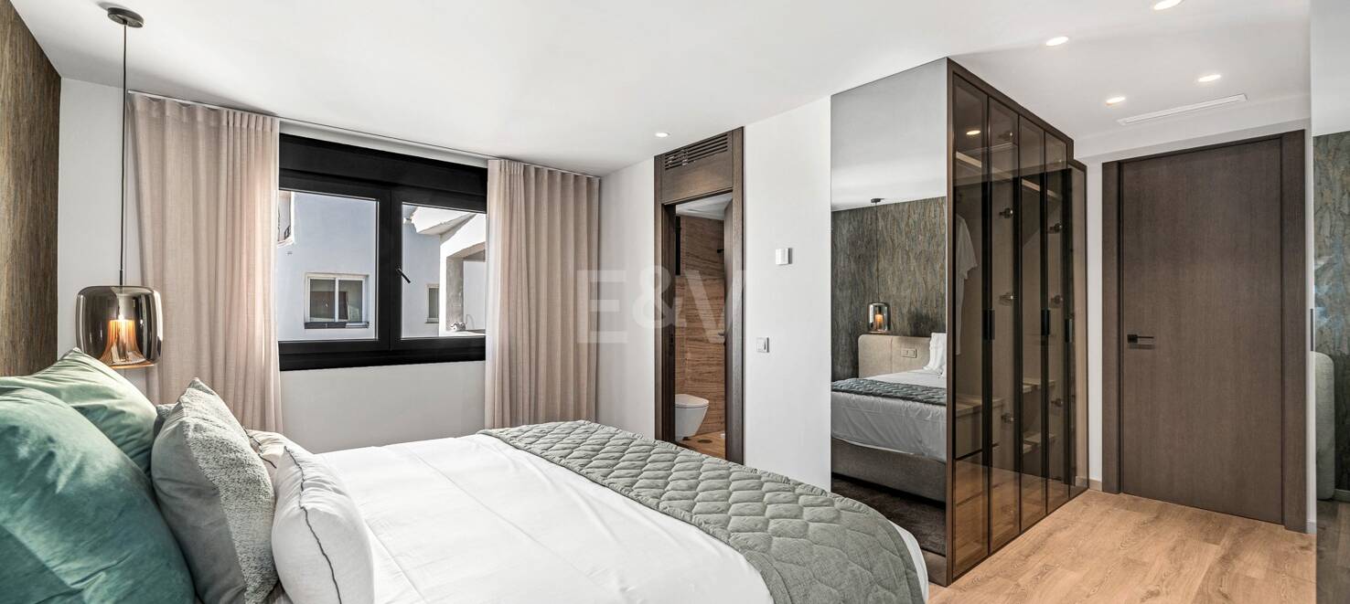 Rymlig och modern lägenhet i Puerto Banús