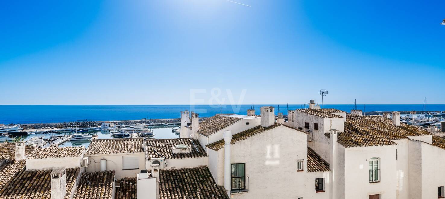 Rymlig och modern lägenhet i Puerto Banús