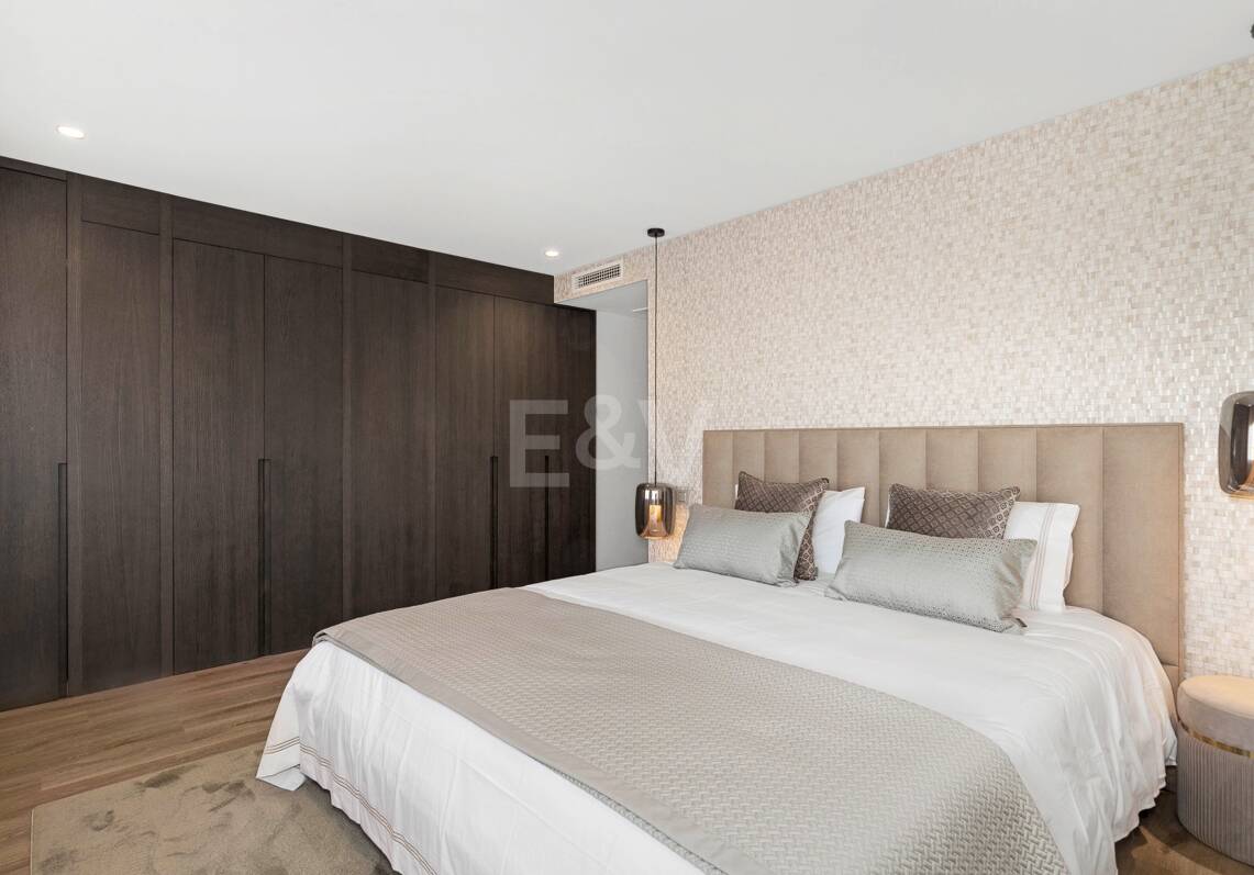 Modernes und weitläufiges Apartment in Puerto Banús