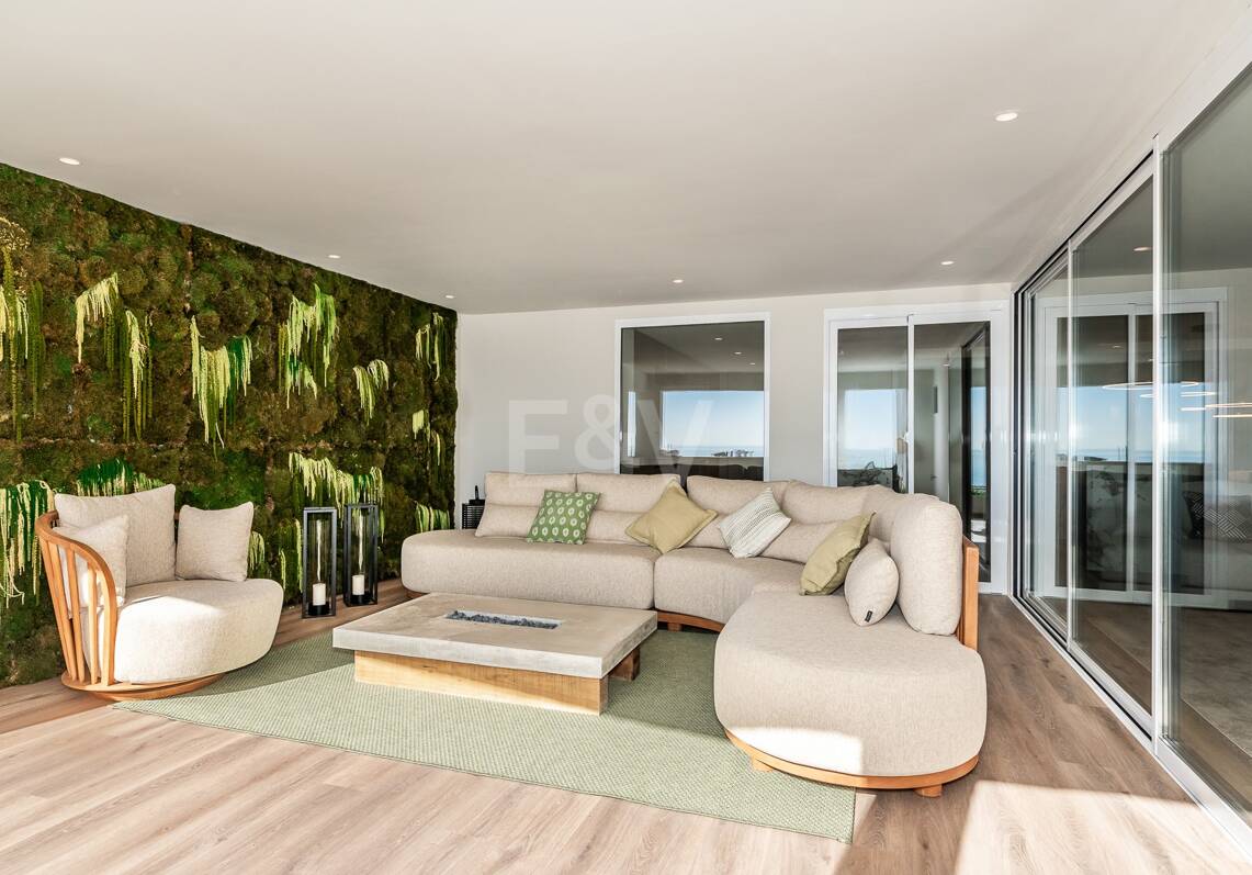 Modernes und weitläufiges Apartment in Puerto Banús