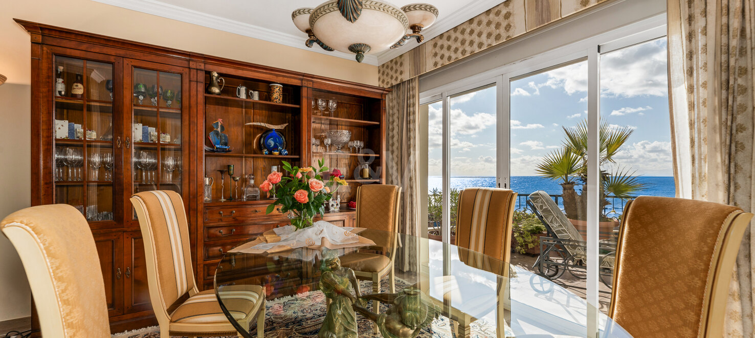 Luxury Frontline Beach Penthouse in Elviria with Sea Views