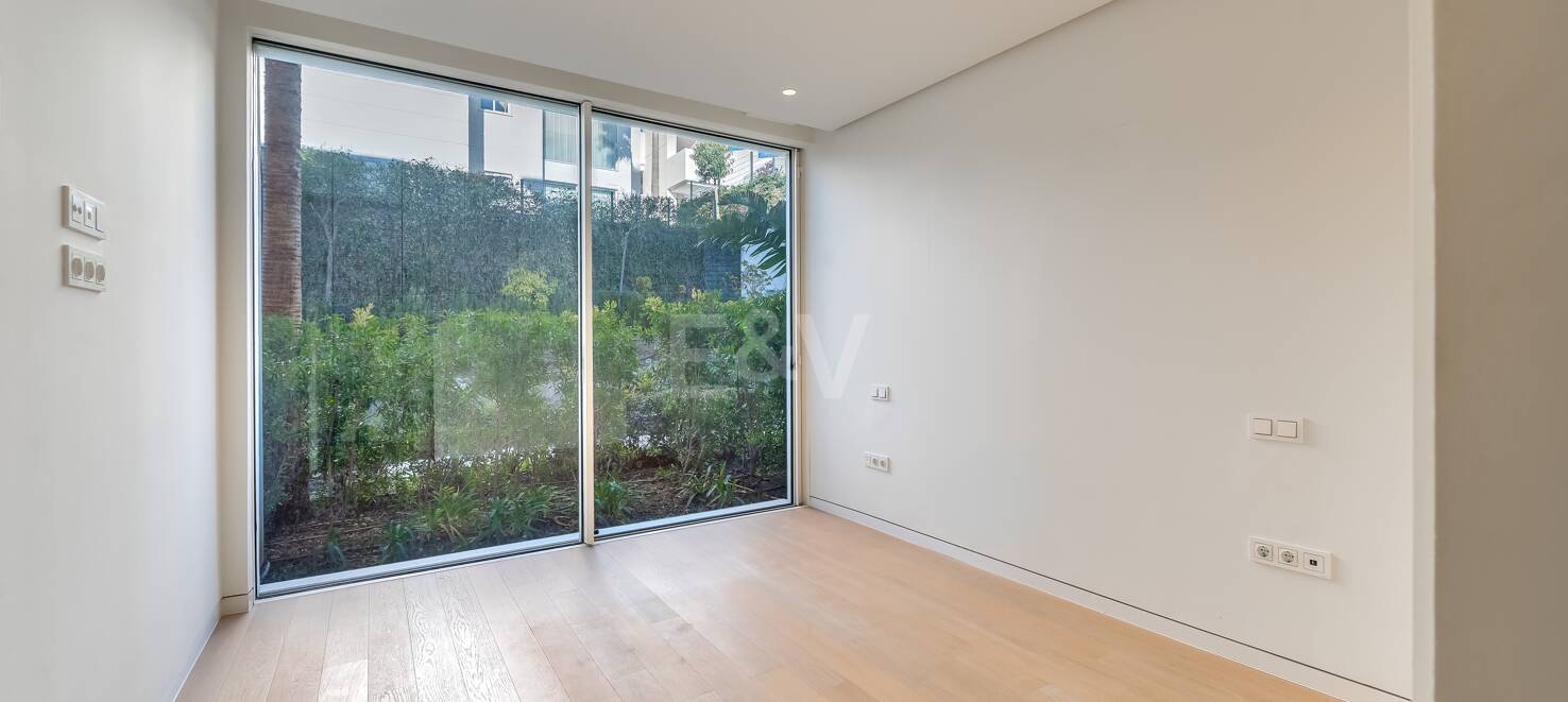 Exclusive Apartment with Sea Views in Palo Alto