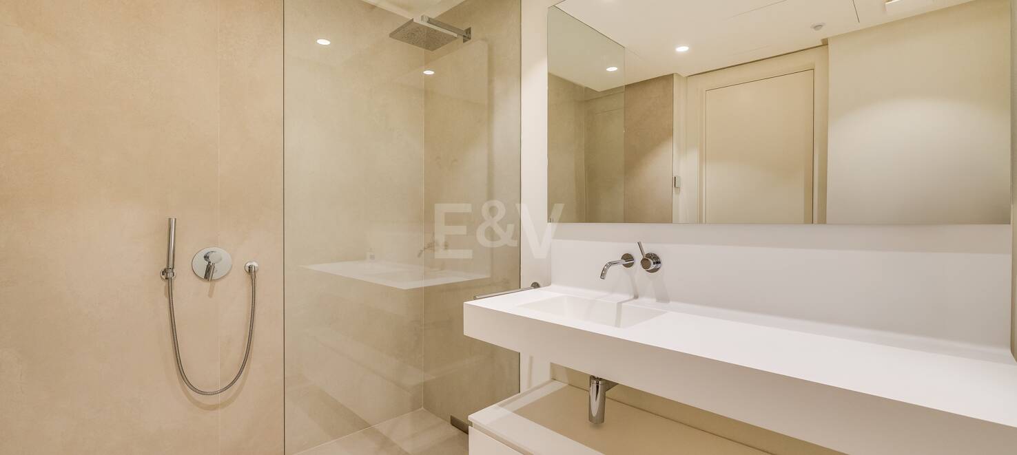 Exclusive Apartment with Sea Views in Palo Alto