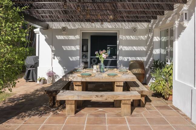 Elegant Villa i Altos de Los Monteros med oslagbar havsutsikt