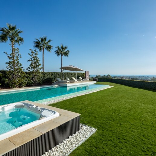 Villa contemporaine à La Quinta avec vue sur la mer