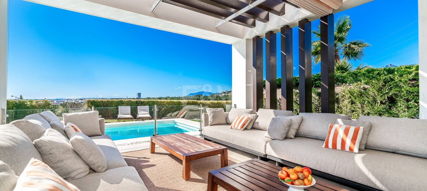 Modern Villa med havsutsikt i Santa Clara, Marbella
