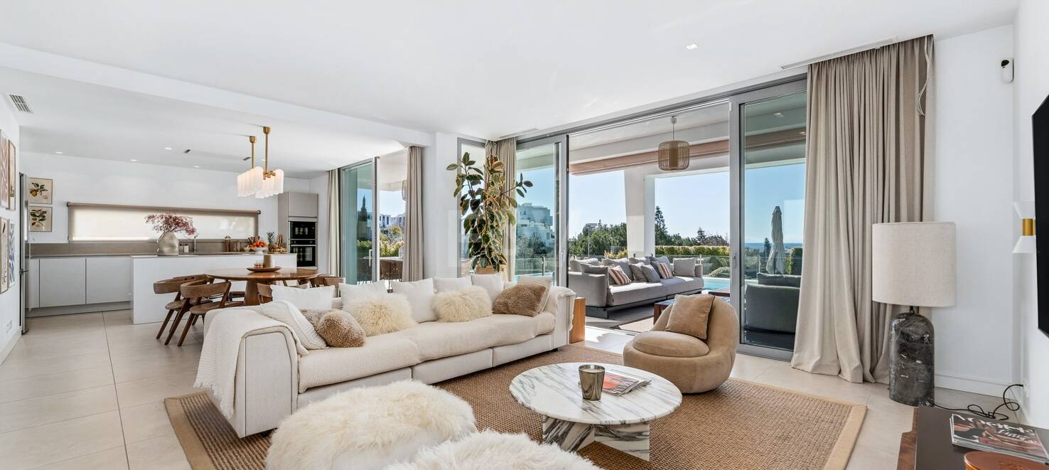 Modern Villa med havsutsikt i Santa Clara, Marbella