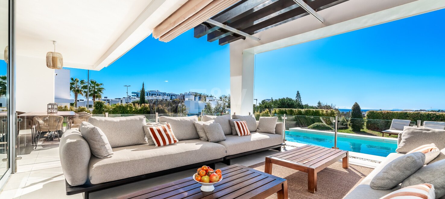 Moderne Villa mit Meerblick in Santa Clara, Marbella