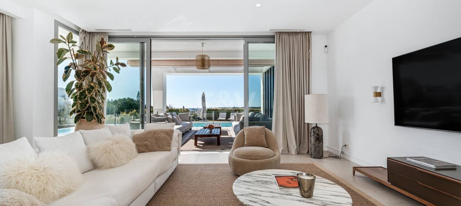 Modern Villa med havsutsikt i Santa Clara, Marbella