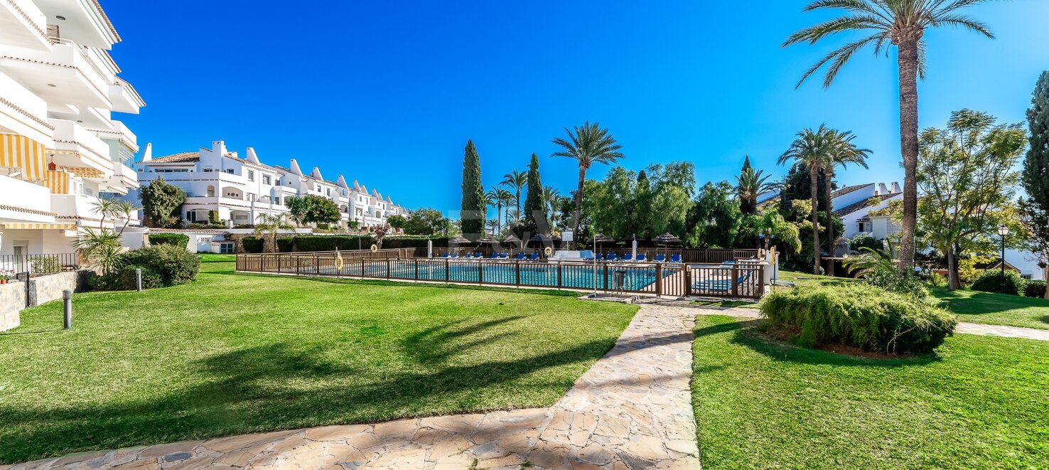 Modern Ground-Floor Apartment in Nueva Andalucía