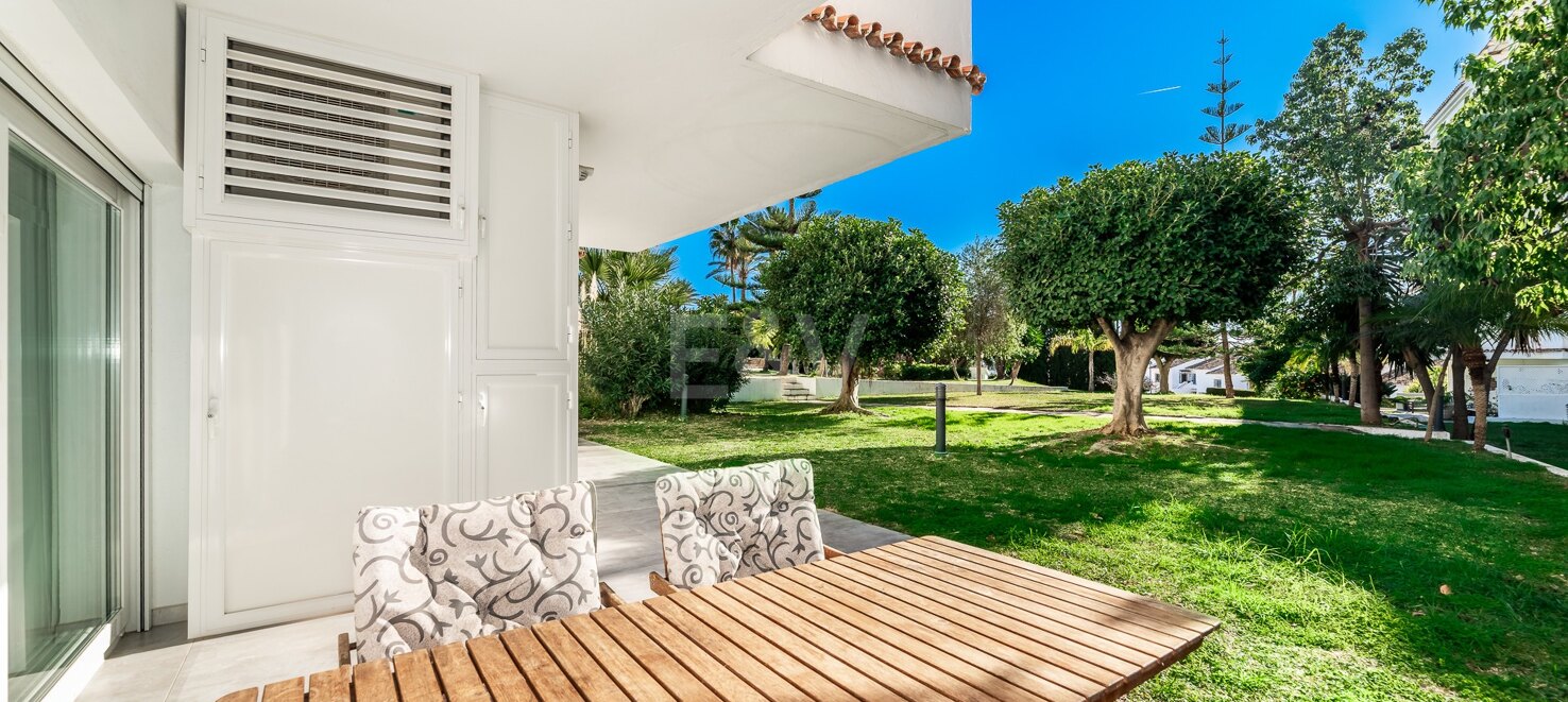 Modern Ground-Floor Apartment in Nueva Andalucía