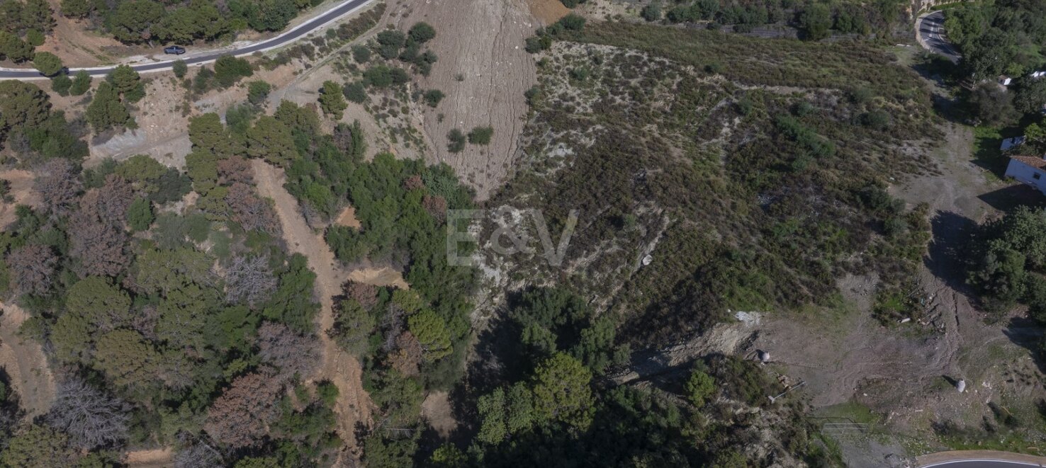 Superbe terrain avec vue sur la mer à Marbella Club Golf Resort