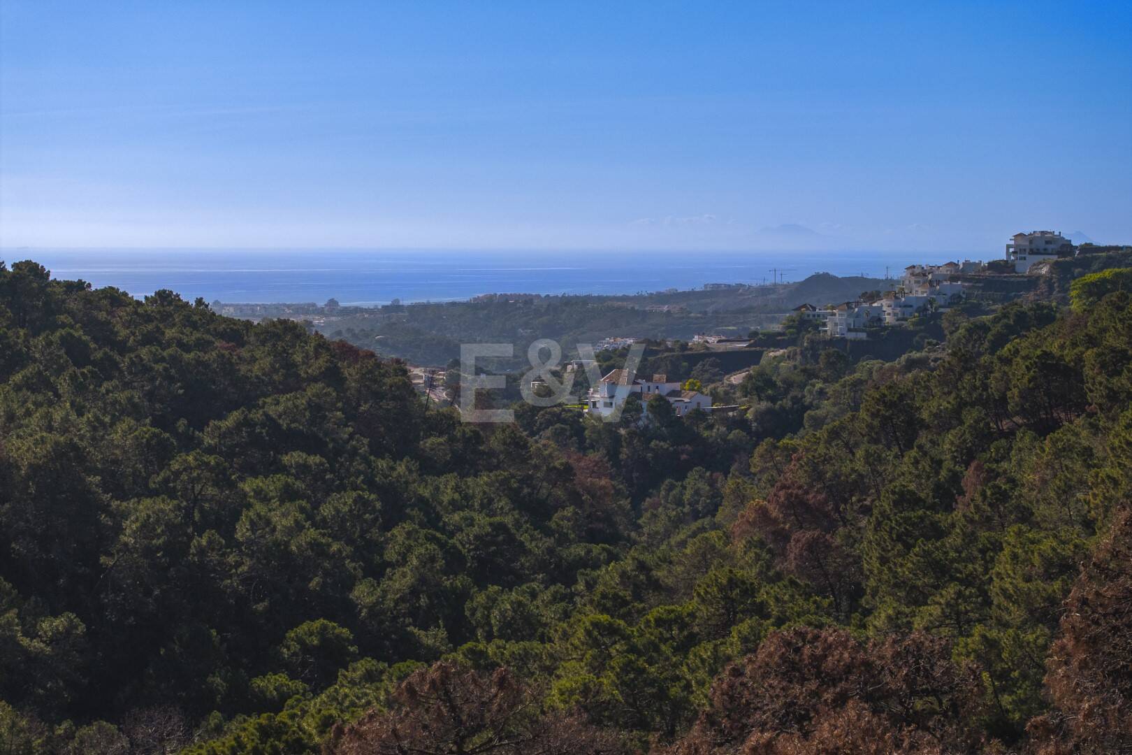 Niesamowite działki z widokiem na morze w Marbella Club Golf Resort