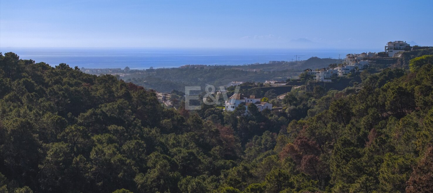 Superbe terrain avec vue sur la mer à Marbella Club Golf Resort