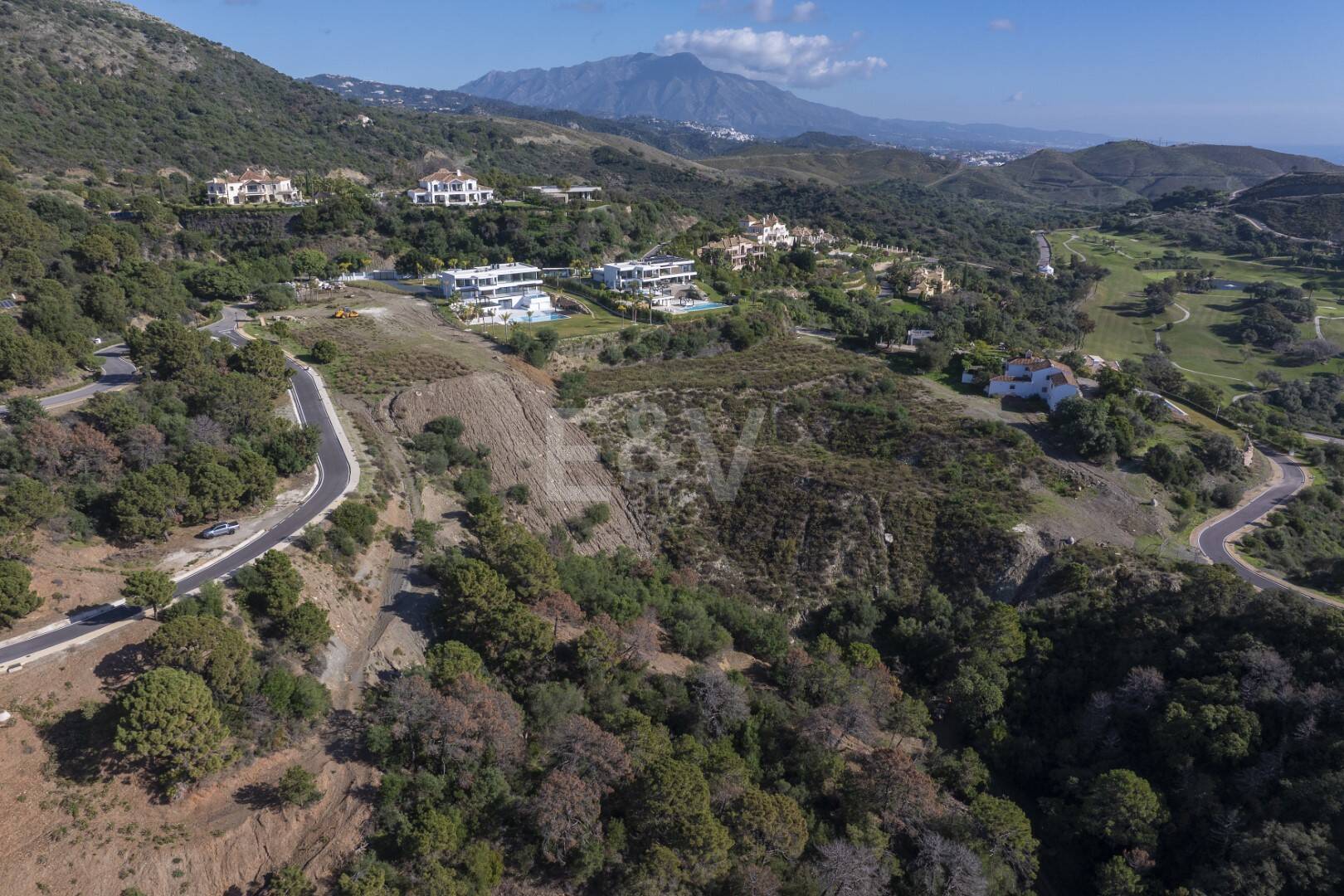 Niesamowite działki z widokiem na morze w Marbella Club Golf Resort