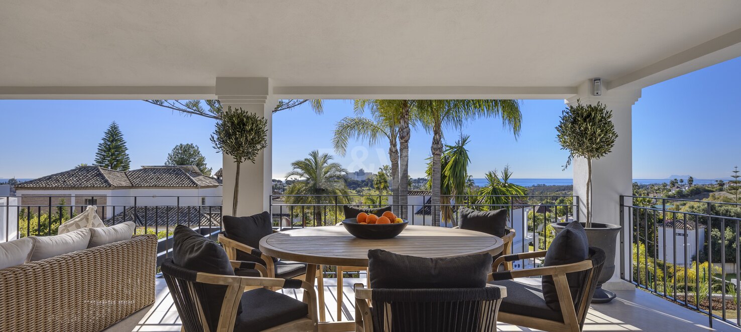 Exclusiva Villa de Lujo con Vistas al Mar en Paraíso Alto, Costa del Sol